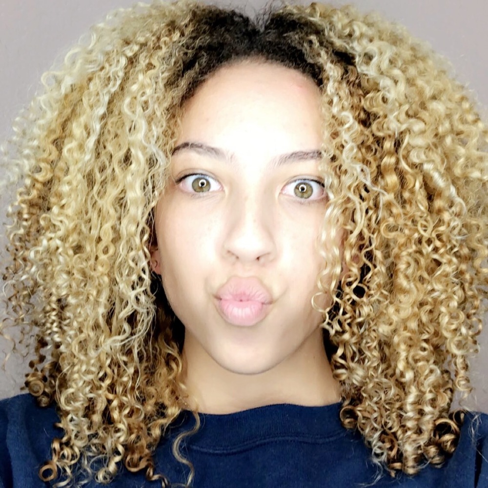 Meet your Posher, Kara